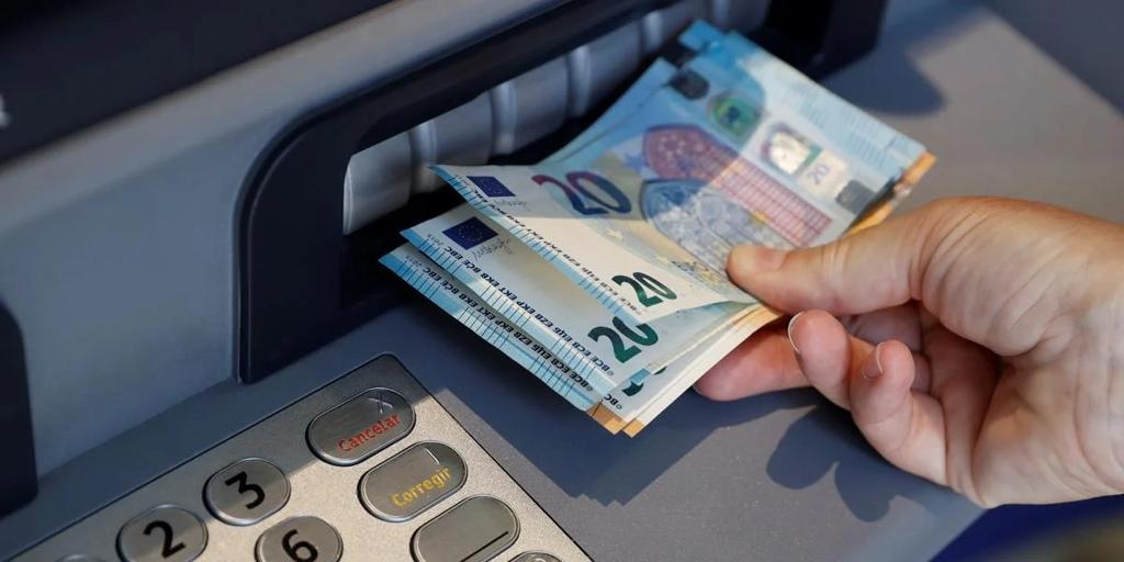 European Central's bank explains what is important to keep money in the village: There is a lot of m...