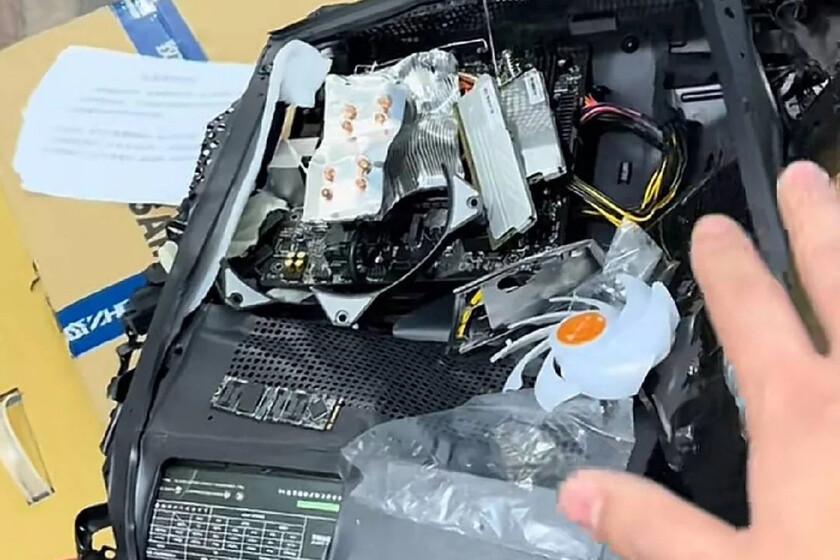 Un técnico recibió una PC gaming rota junto con la pregunta más absurda de todas...
