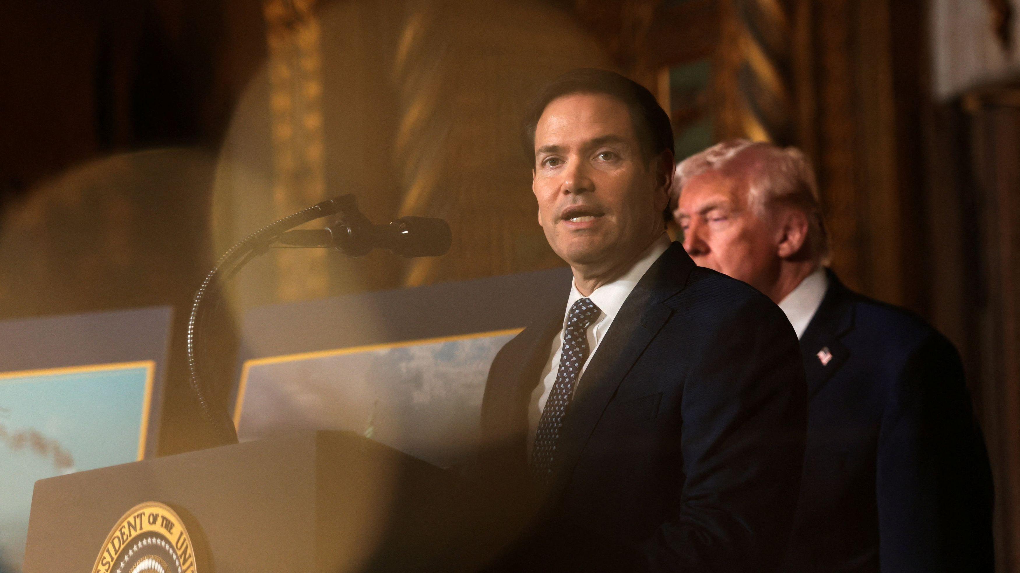 Estados Unidos ha negado la entrada a cinco europeos a los que acusa de censura